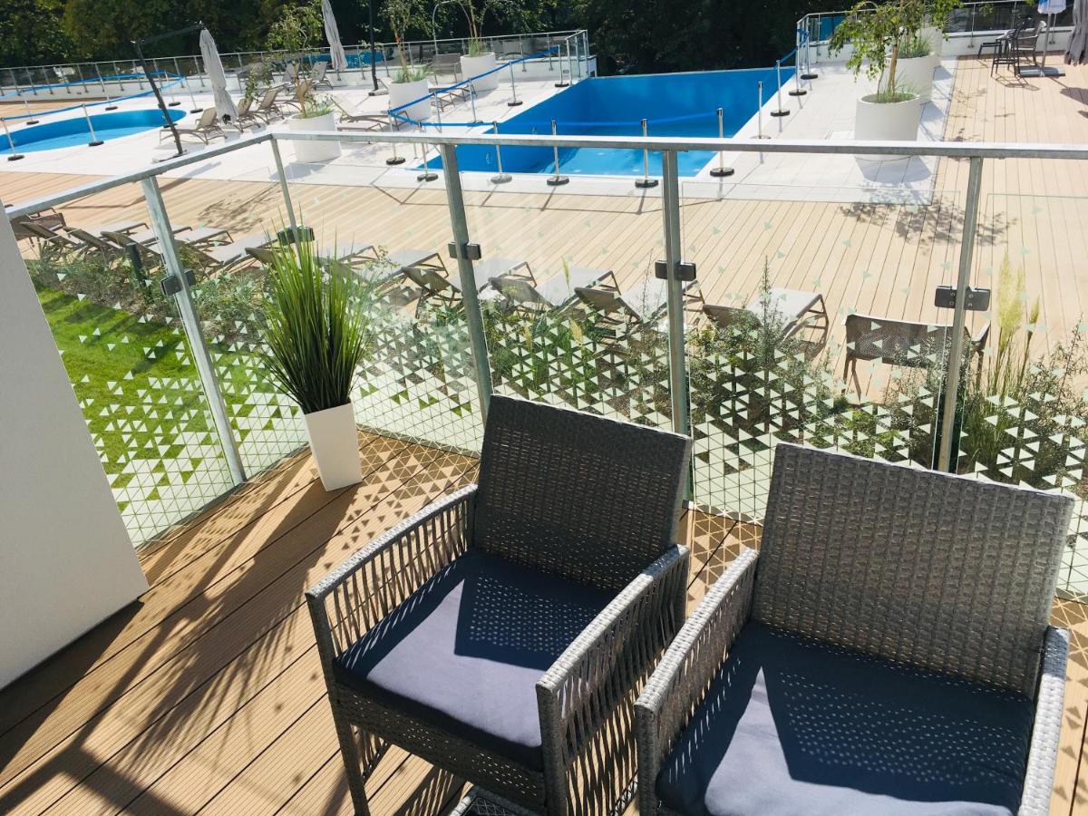 Apartament S&S Nadmorskie Tarasy Kolobrzeg D302 Экстерьер фото