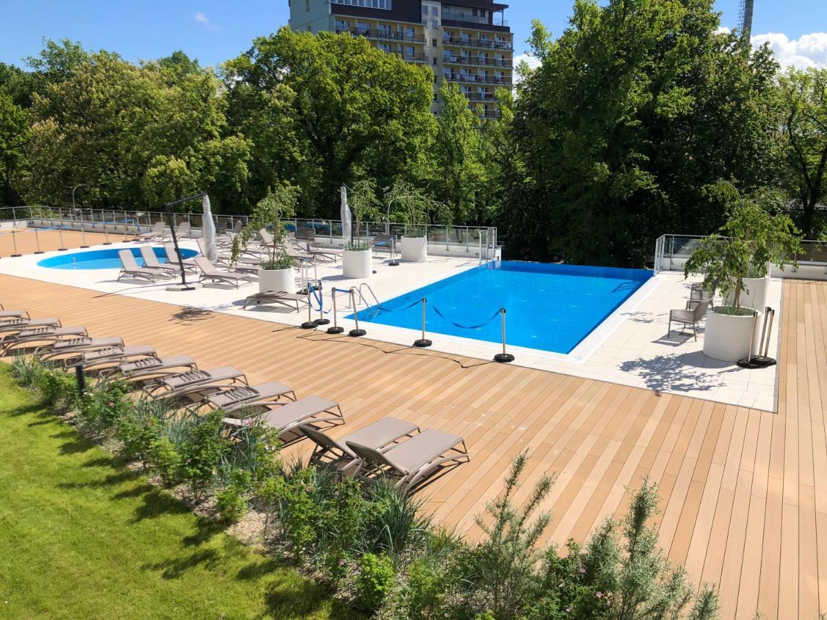 Apartament S&S Nadmorskie Tarasy Kolobrzeg D302 Экстерьер фото